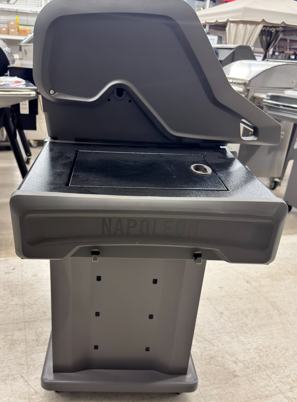 Outlet Rogue XT 525 (LP) Grill