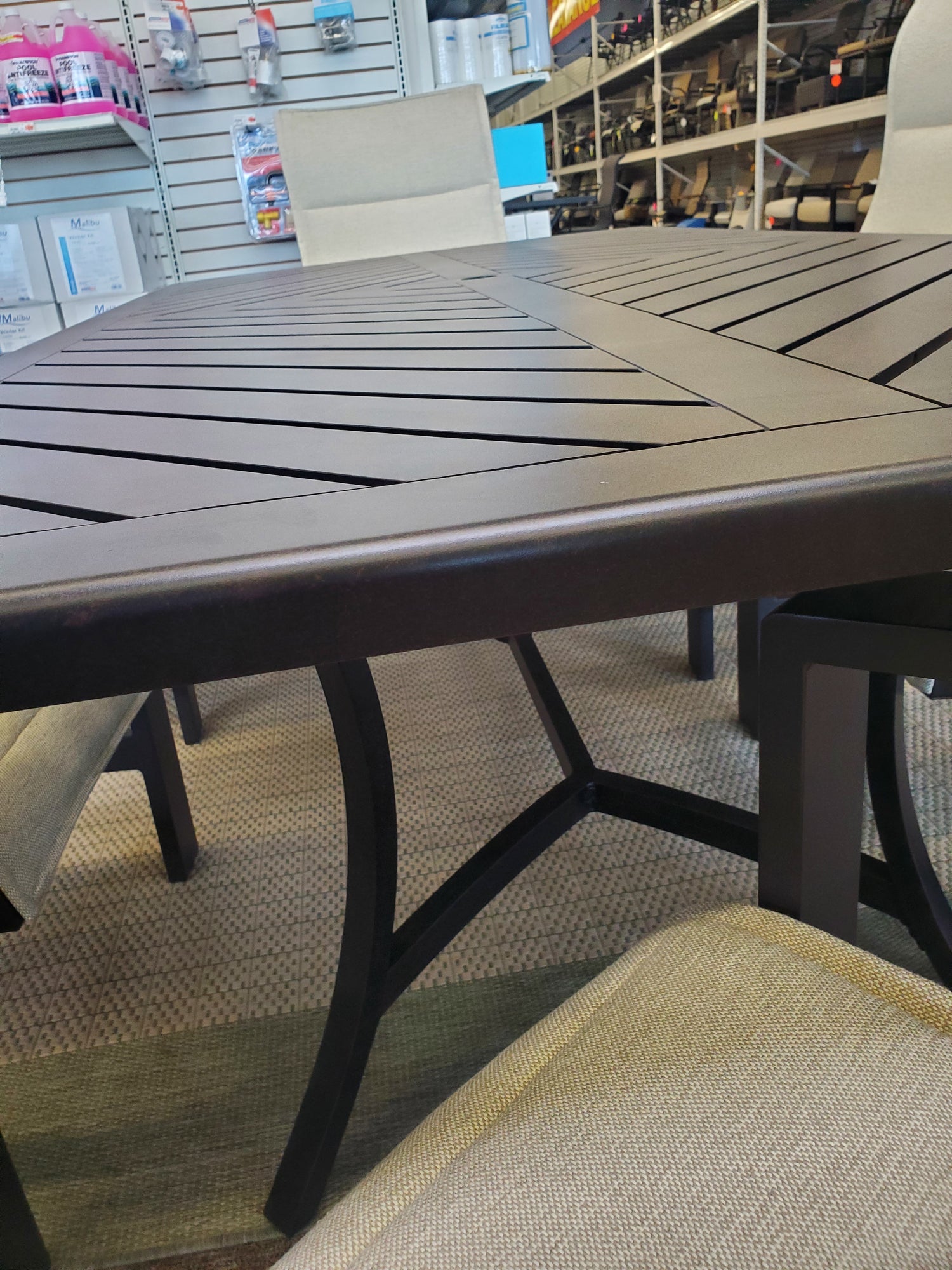 Outlet Sahara Dining Set