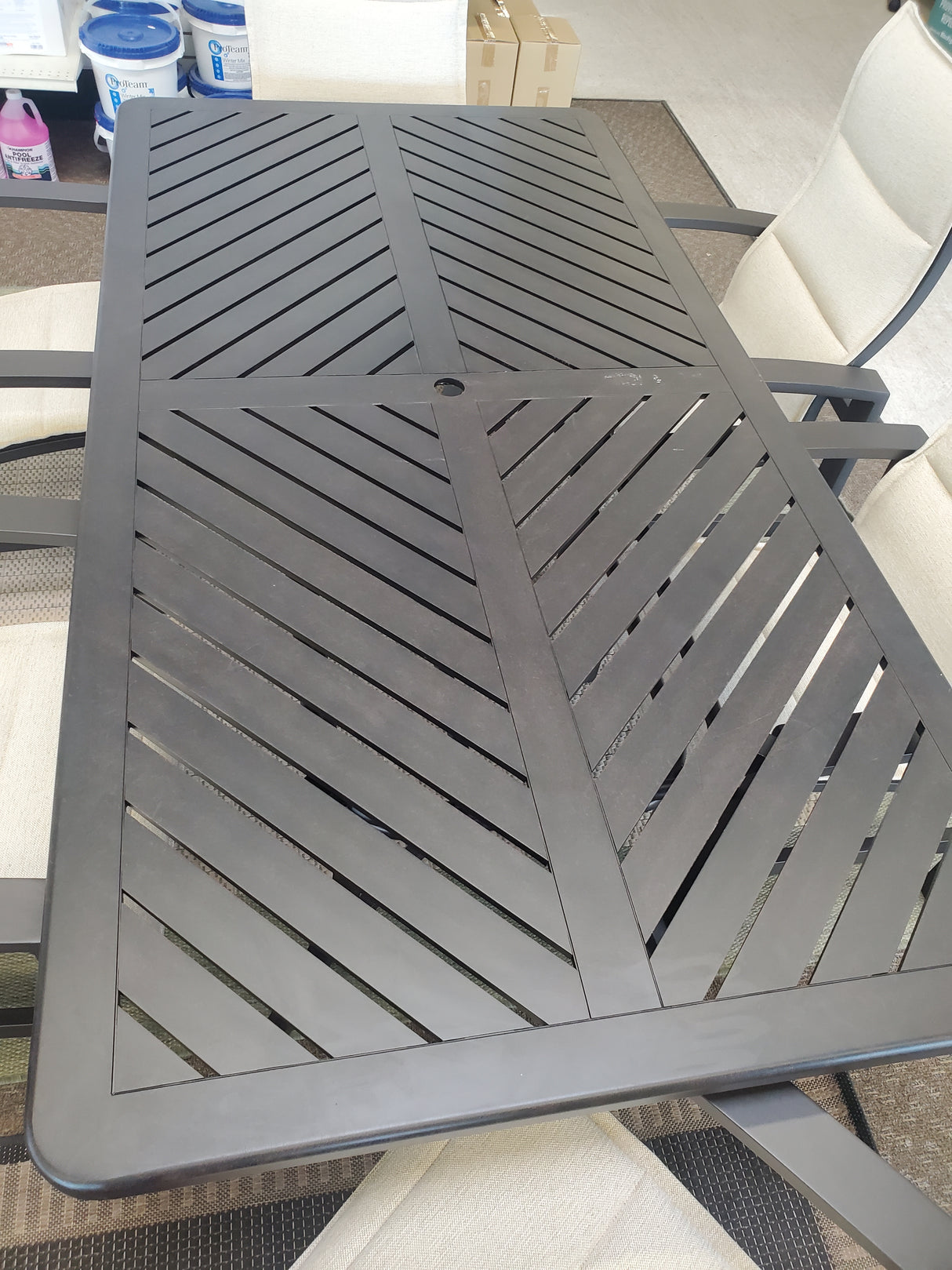 Outlet Sahara Dining Set