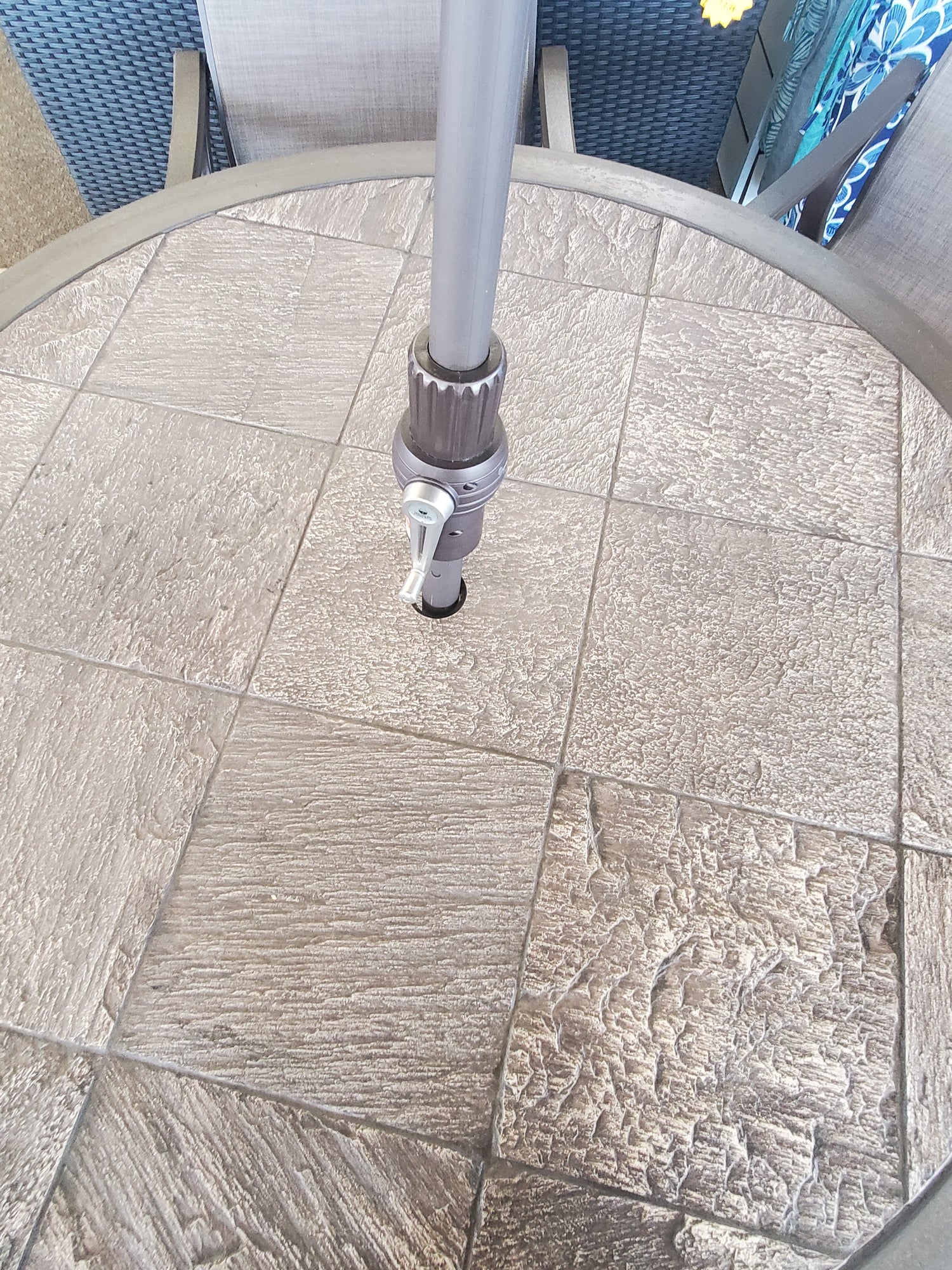 Outlet Charleston Dining Set