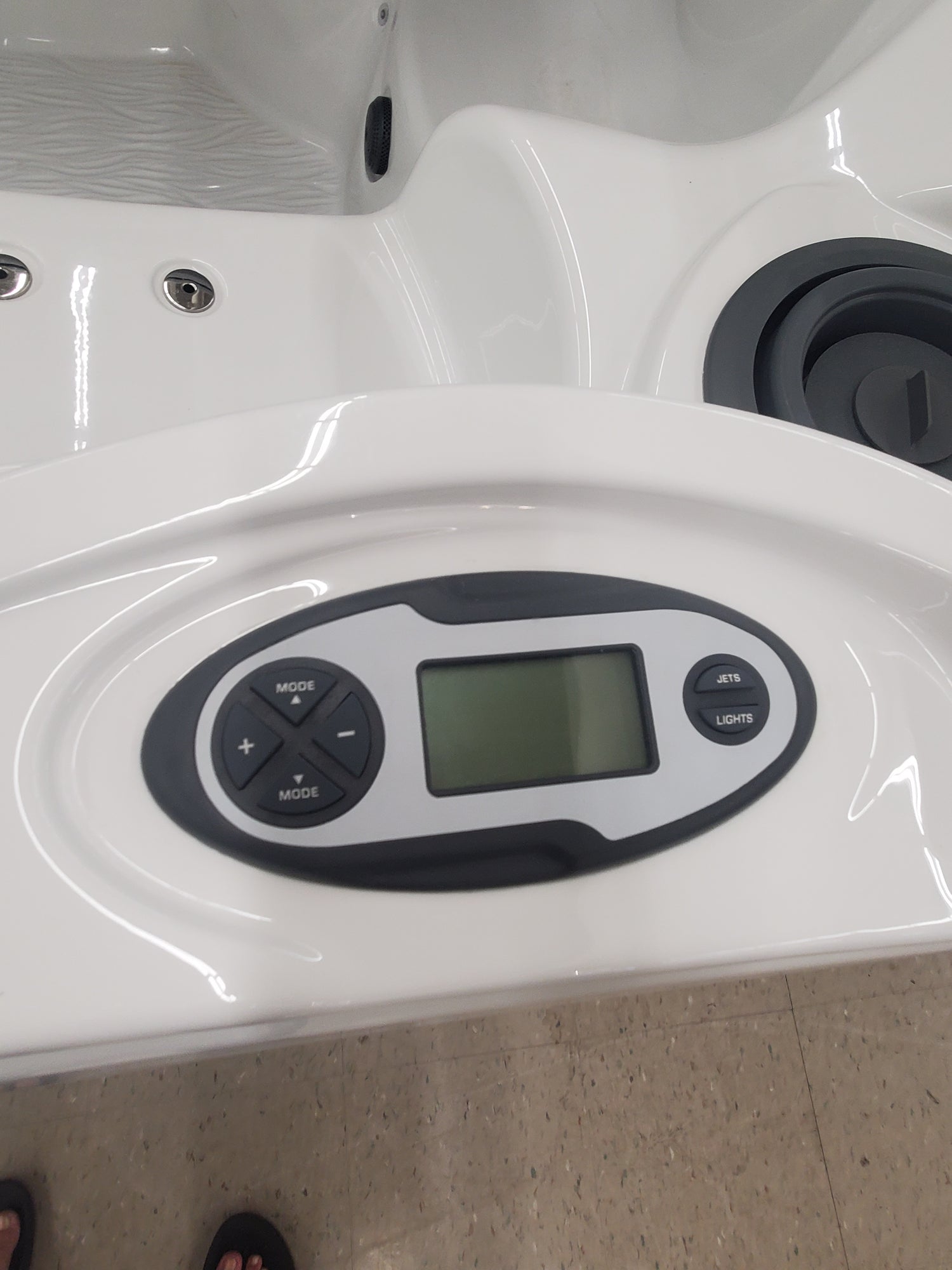 Outlet Enrich Hot Tubs Renew Revive Collection