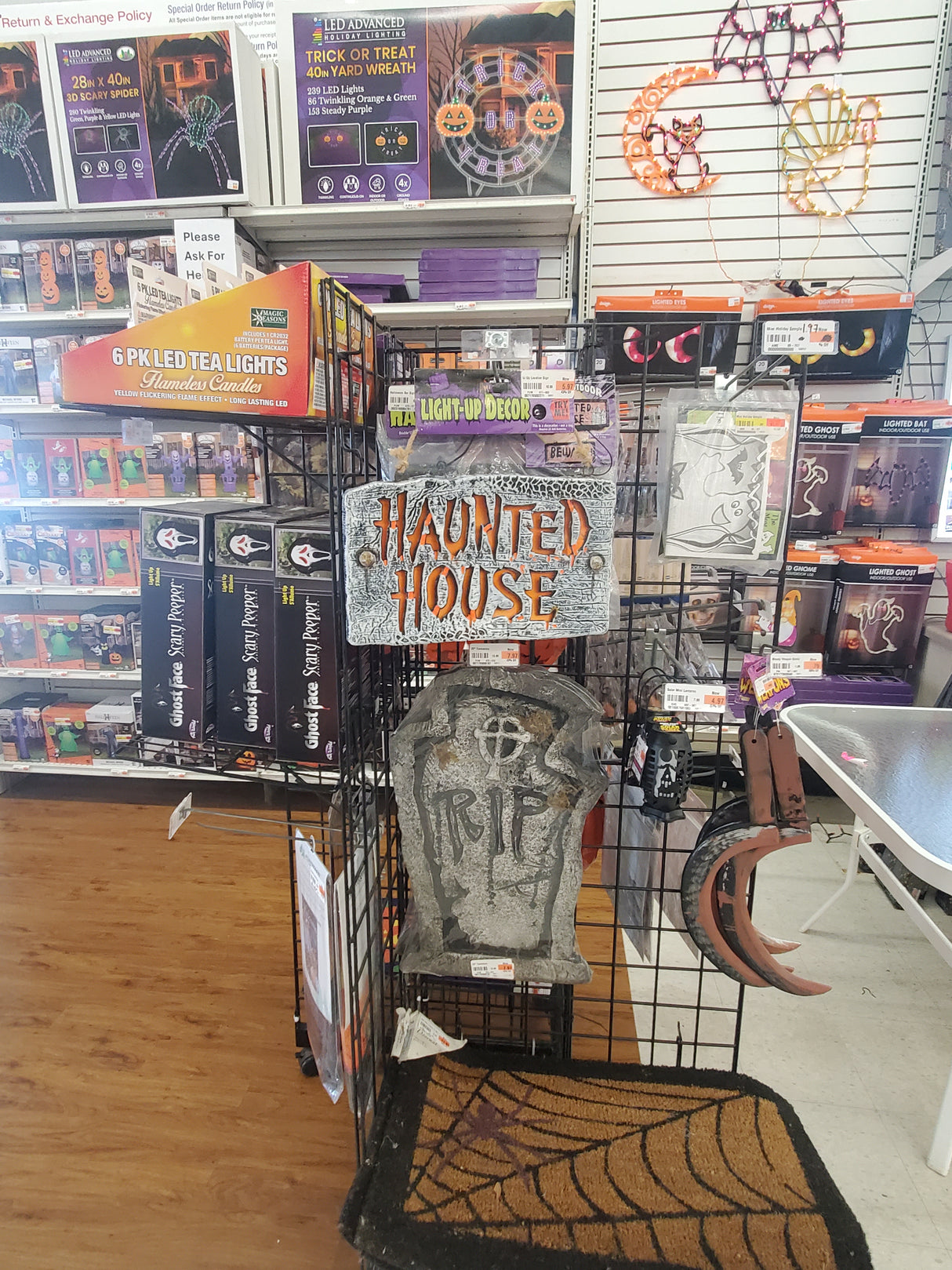 Early Halloween at the Outlet!