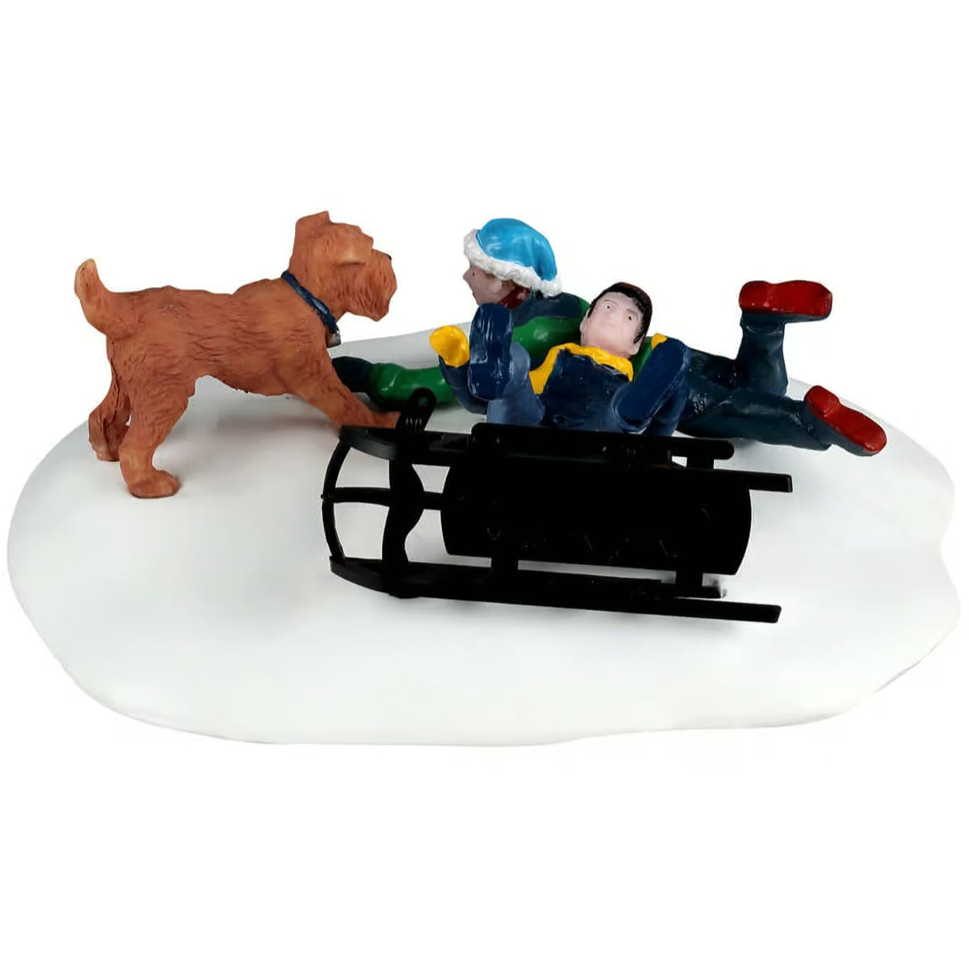 This image shows what the table accent looks like from the other side. The bottom of the sled is black.