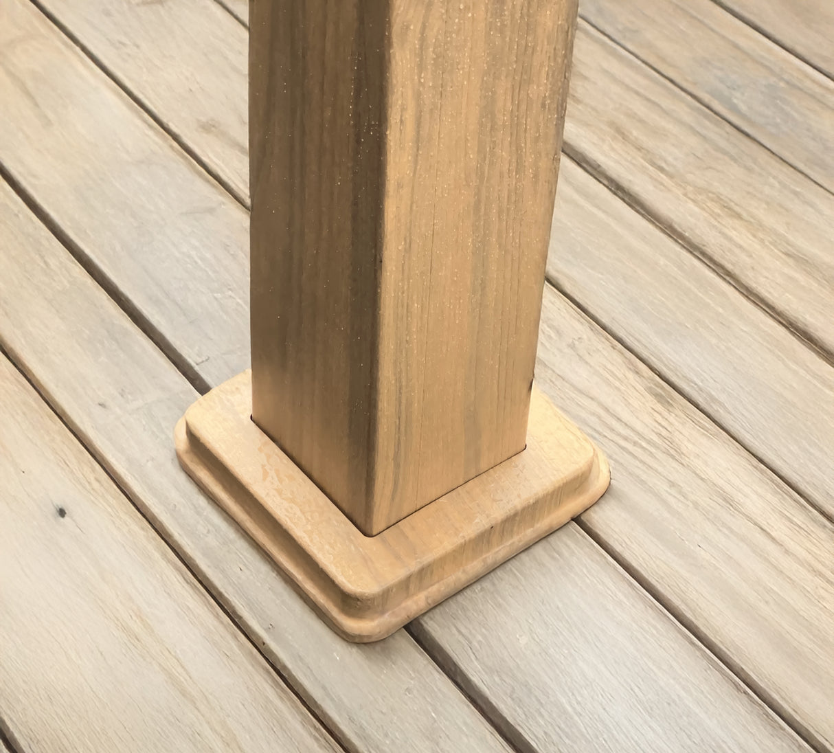 10' x 13' Woodgrain Georgetown Louver Outdoor Sun Shelter