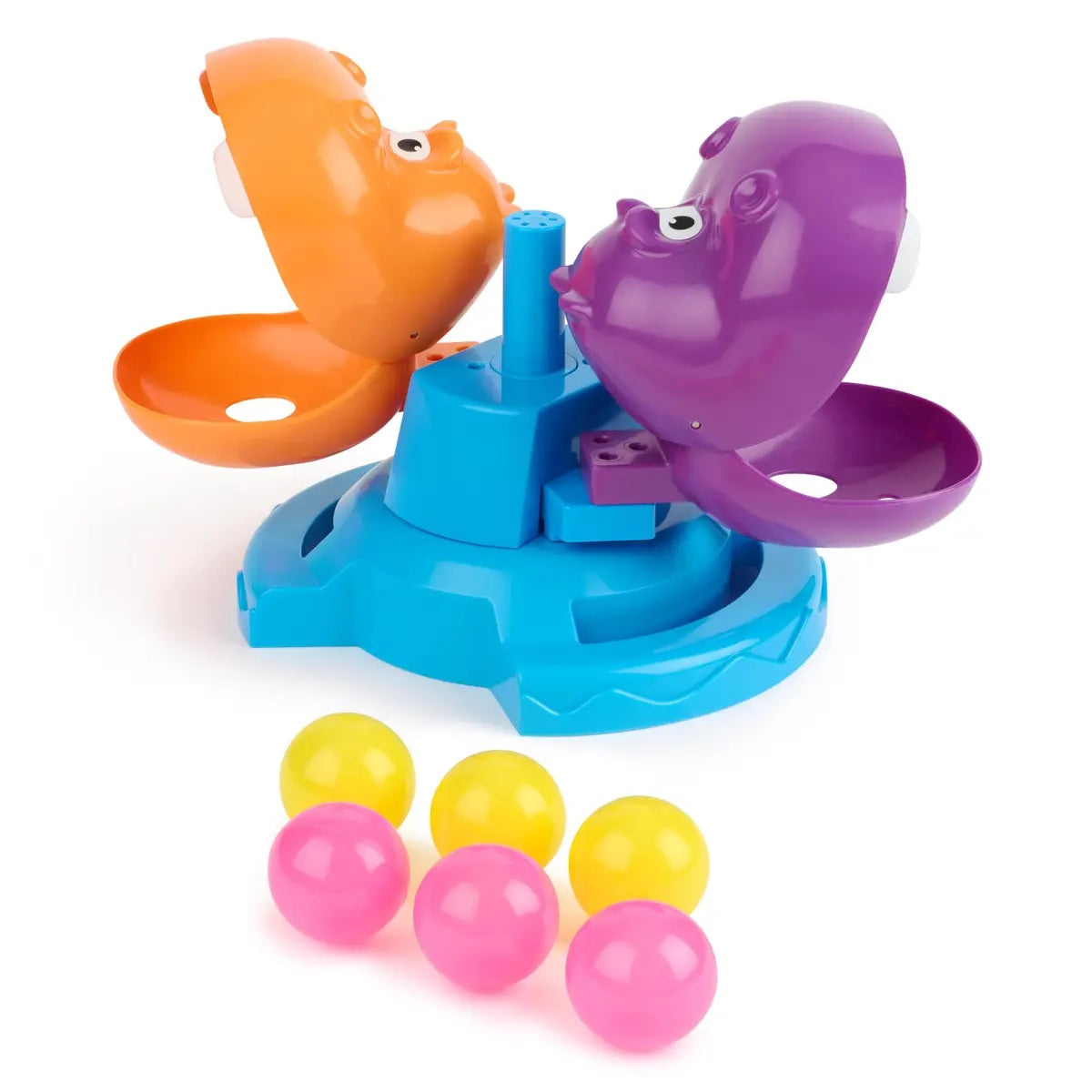 A game where the closer you get to your hippo, the more you’ll be sprayed but the easier it is to land the snacks in your hippo’s mouth.