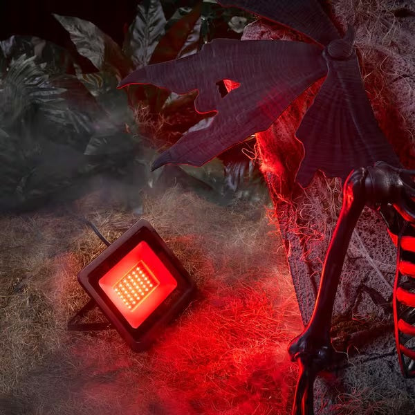 Floodlight that features 16 colors and 4 different light modes.