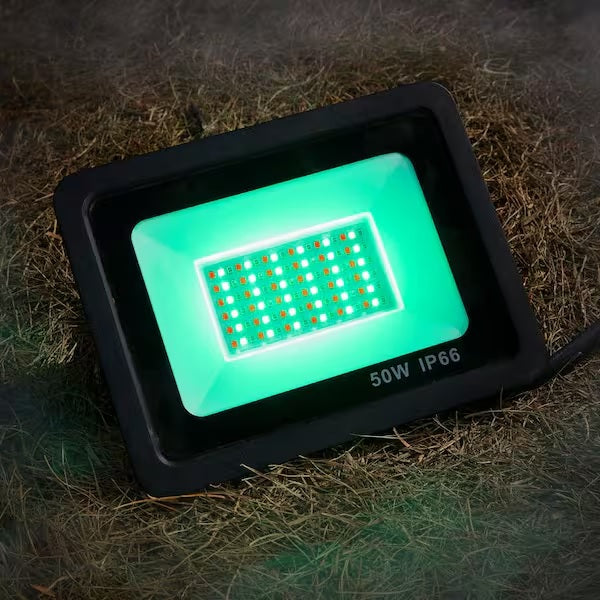 Floodlight that features 16 colors and 4 different light modes.