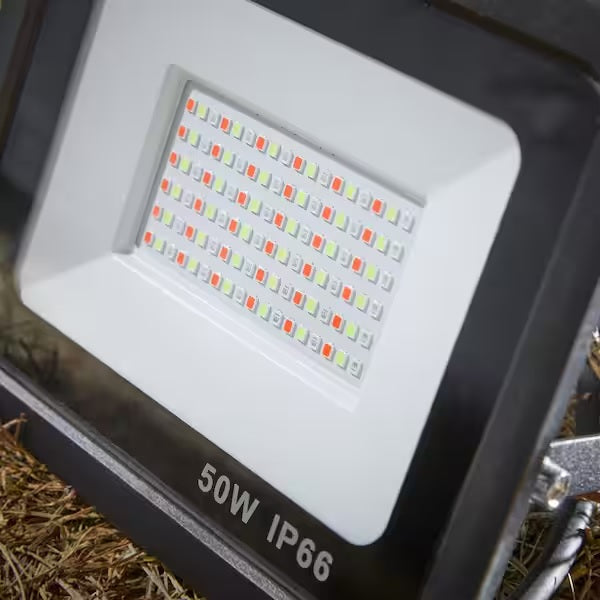 Floodlight that features 16 colors and 4 different light modes.