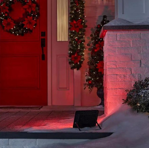 Floodlight that features 16 colors and 4 different light modes.