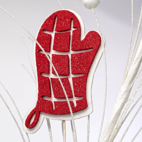 This is an up close view of the red and white oven mitt.