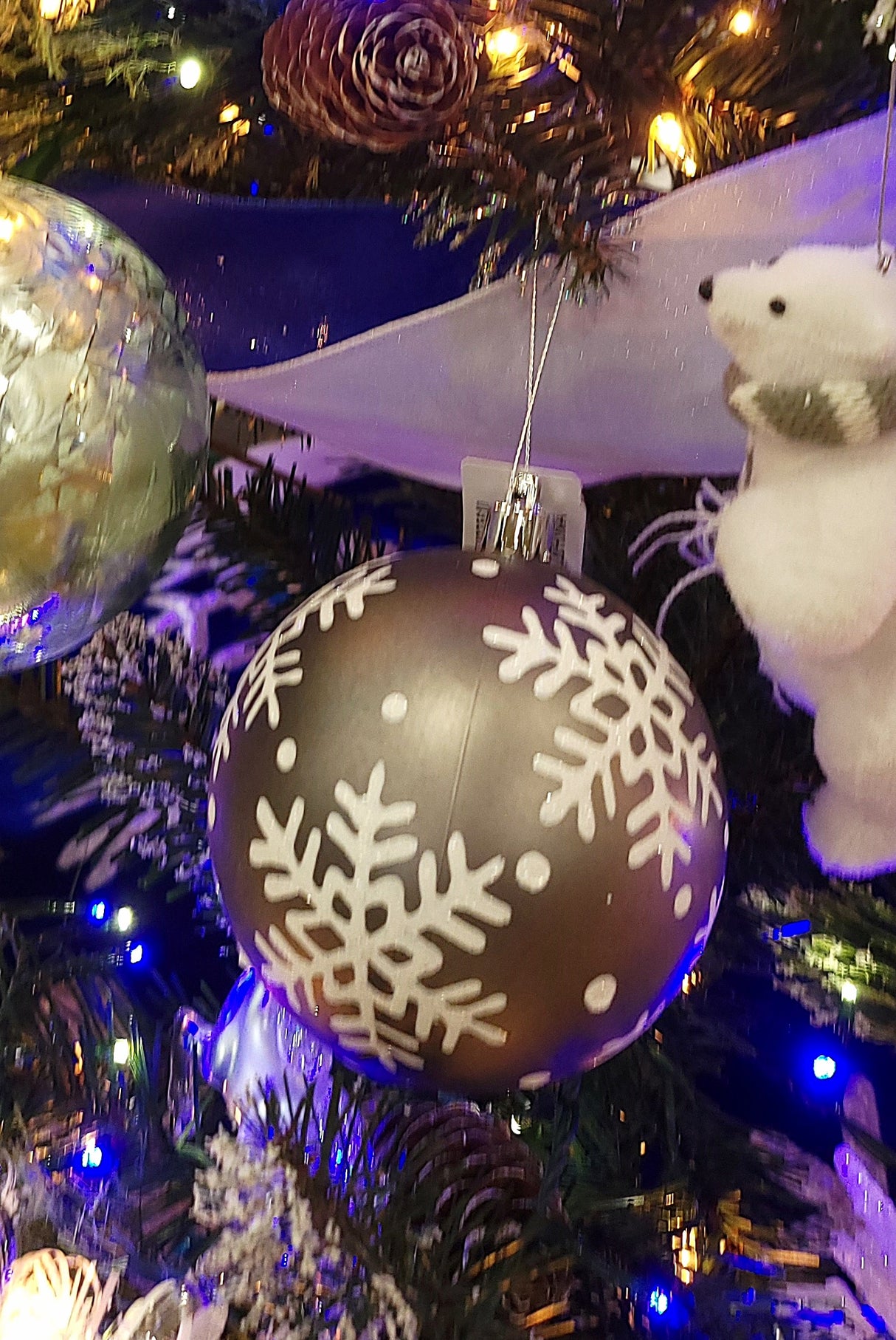 100MM Smooth Snowflake Ball Ornament