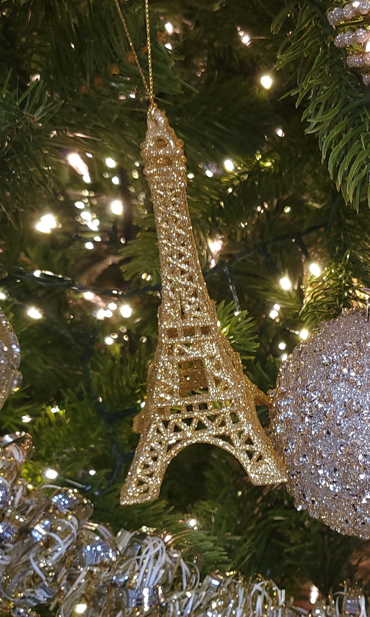 5. 75" Gold Eiffel Tower Acrylic Ornament