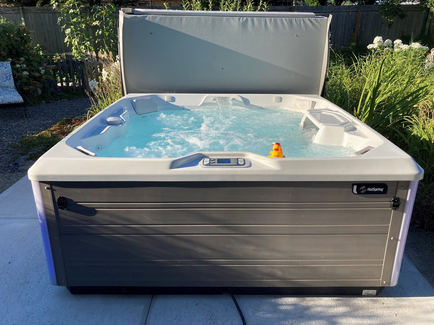 Hot Spring Limelight Collection Beam Hot Tub