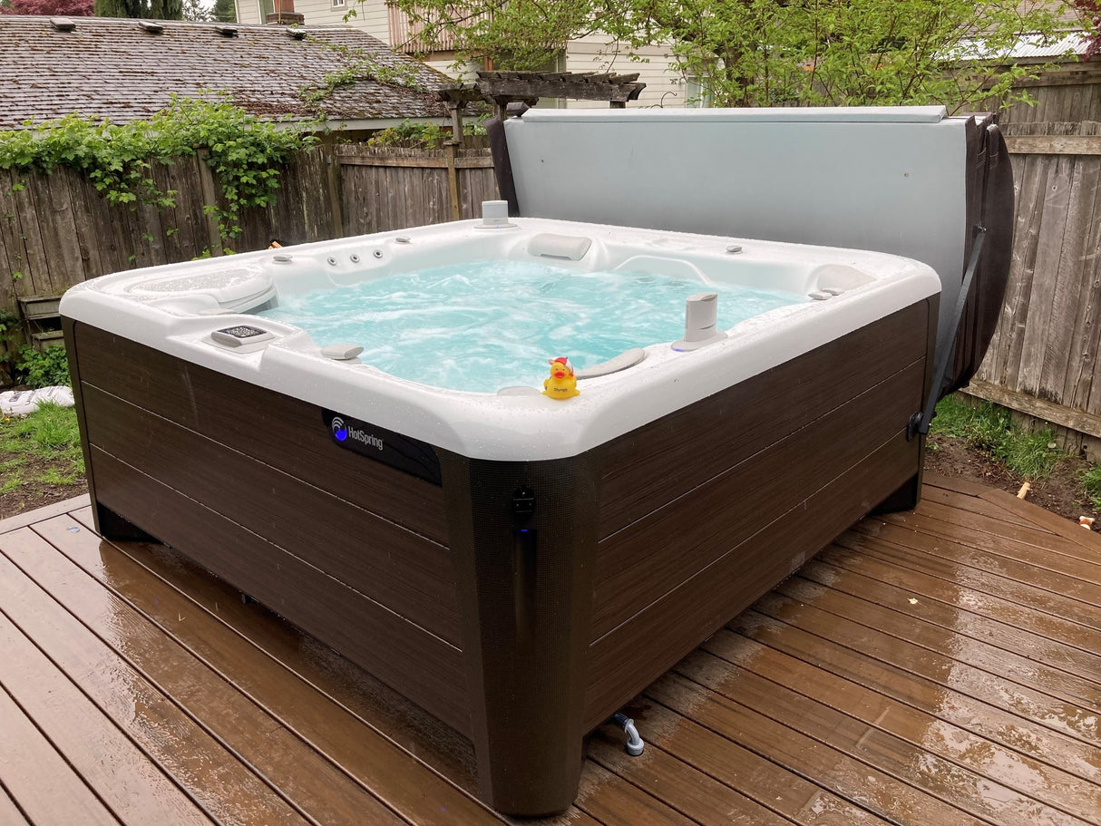 Hot Spring Highlife Collection Envoy Hot Tub
