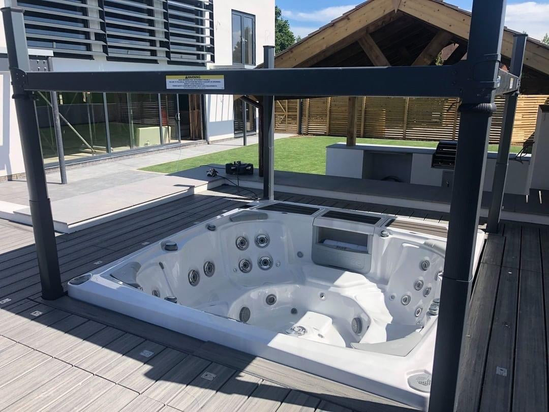 Covana EVOLUTION Hot Tub Cover