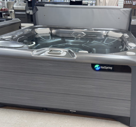 Outlet Hot Spring Highlife Vanguard Hot Tub