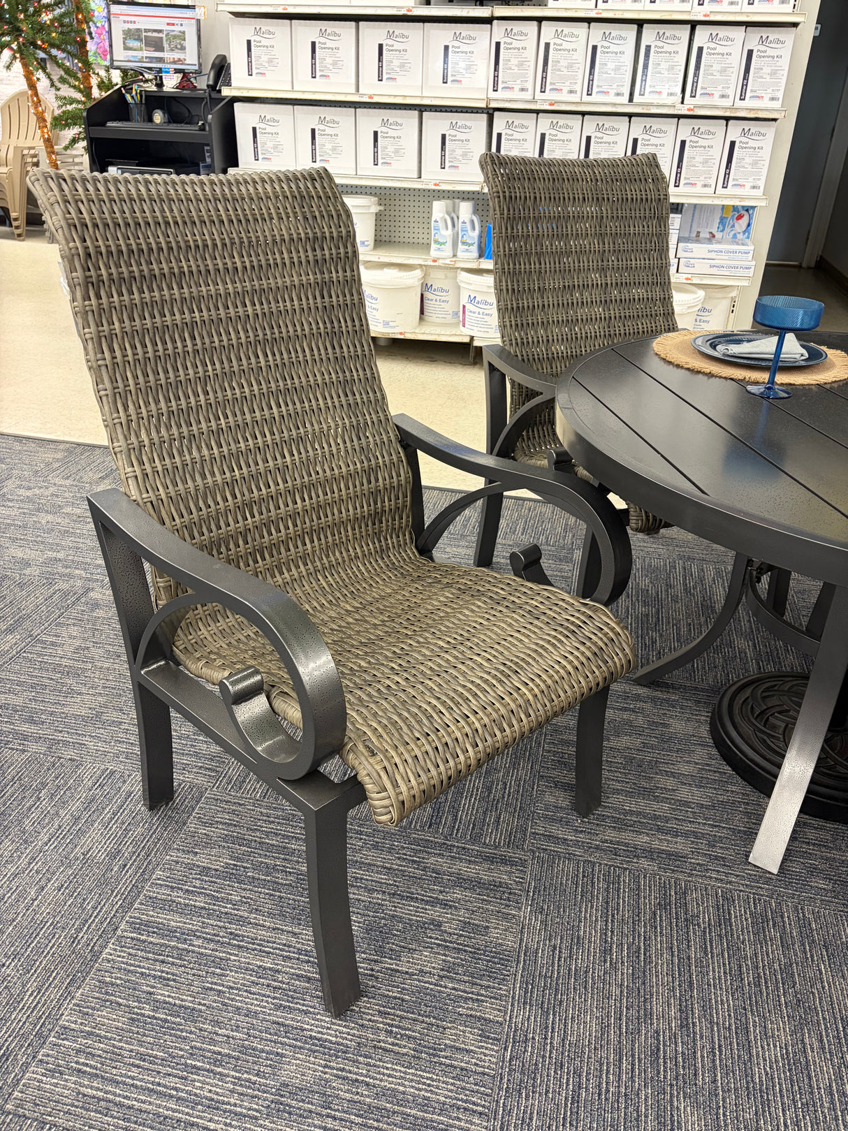 Clearance Kenwood Woven Dining