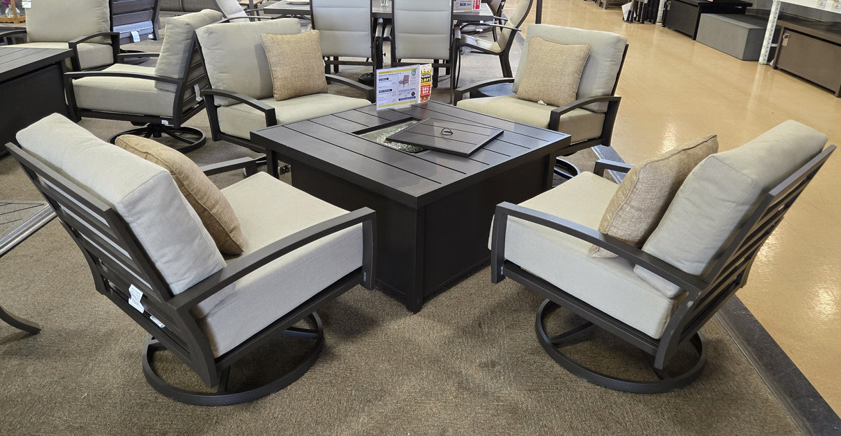 Clearance Nantucket Swivel Lounging Chairs