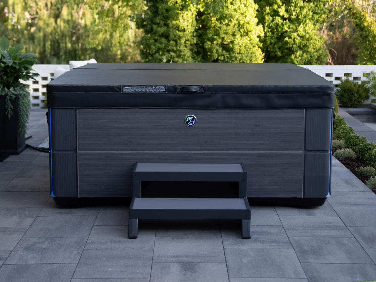 Hot Spring Highlife Collection Sovereign Hot Tub