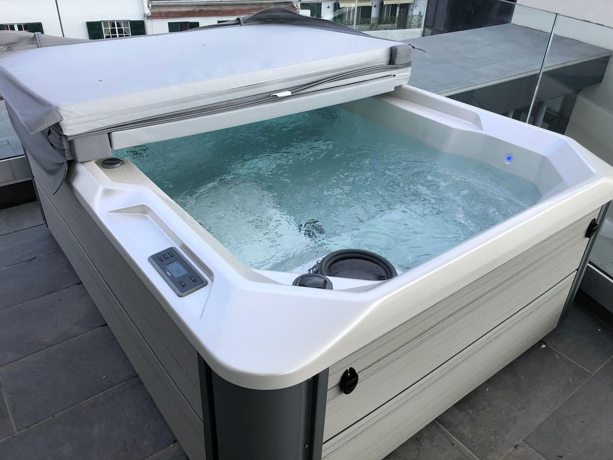 Hot Spring Hot Spot Collection Stride Hot Tub