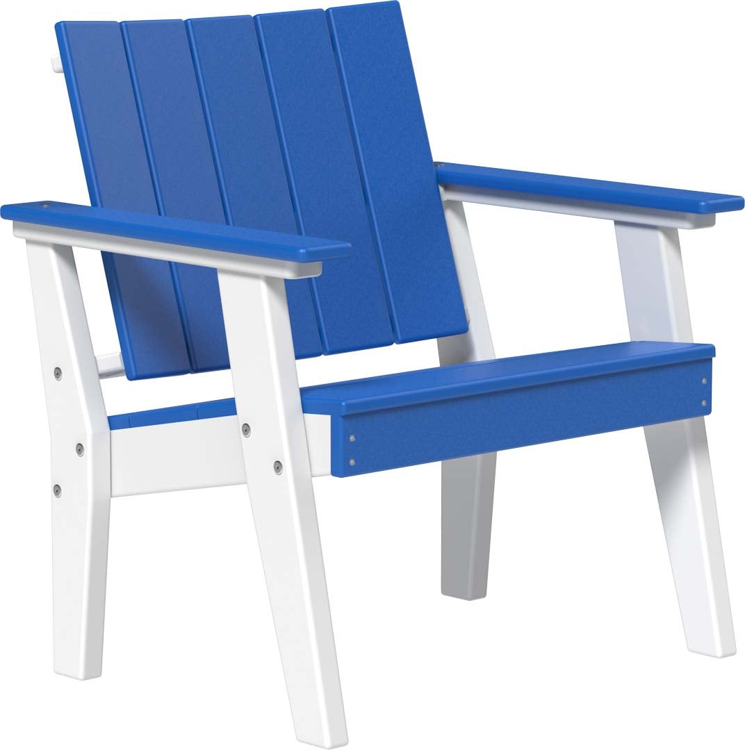 This is the Blue and White colored Urban Chat Chair on a white background.