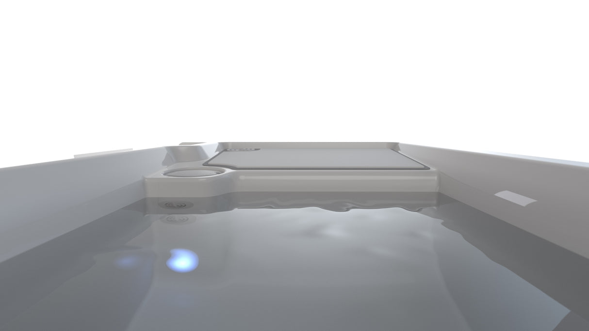 This image shows the tub filled with water.