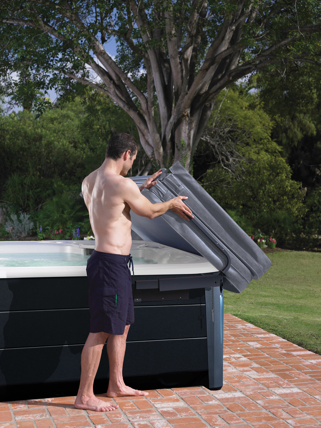 Hot Spring Spas Lift 'N Glide® Cover Lifter