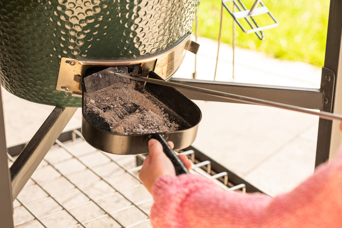 Big Green Egg Ash Removal Pan