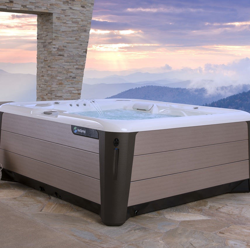 Hot Spring Highlife Collection Envoy Hot Tub