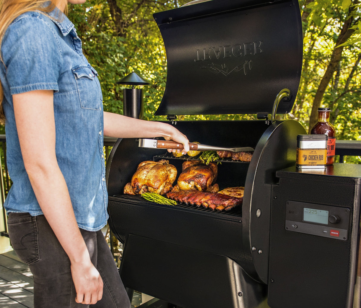 Traeger Pro 575 Black WiFi-Enabled Pellet Grill