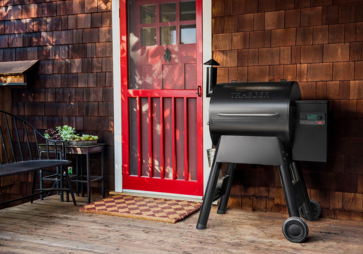 Traeger Pro 575 Black WiFi-Enabled Pellet Grill