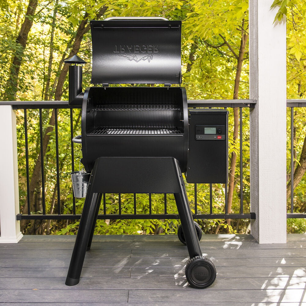 Traeger Pro 575 Black WiFi-Enabled Pellet Grill