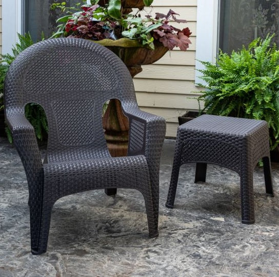 Woven Patio Lounge Chairs