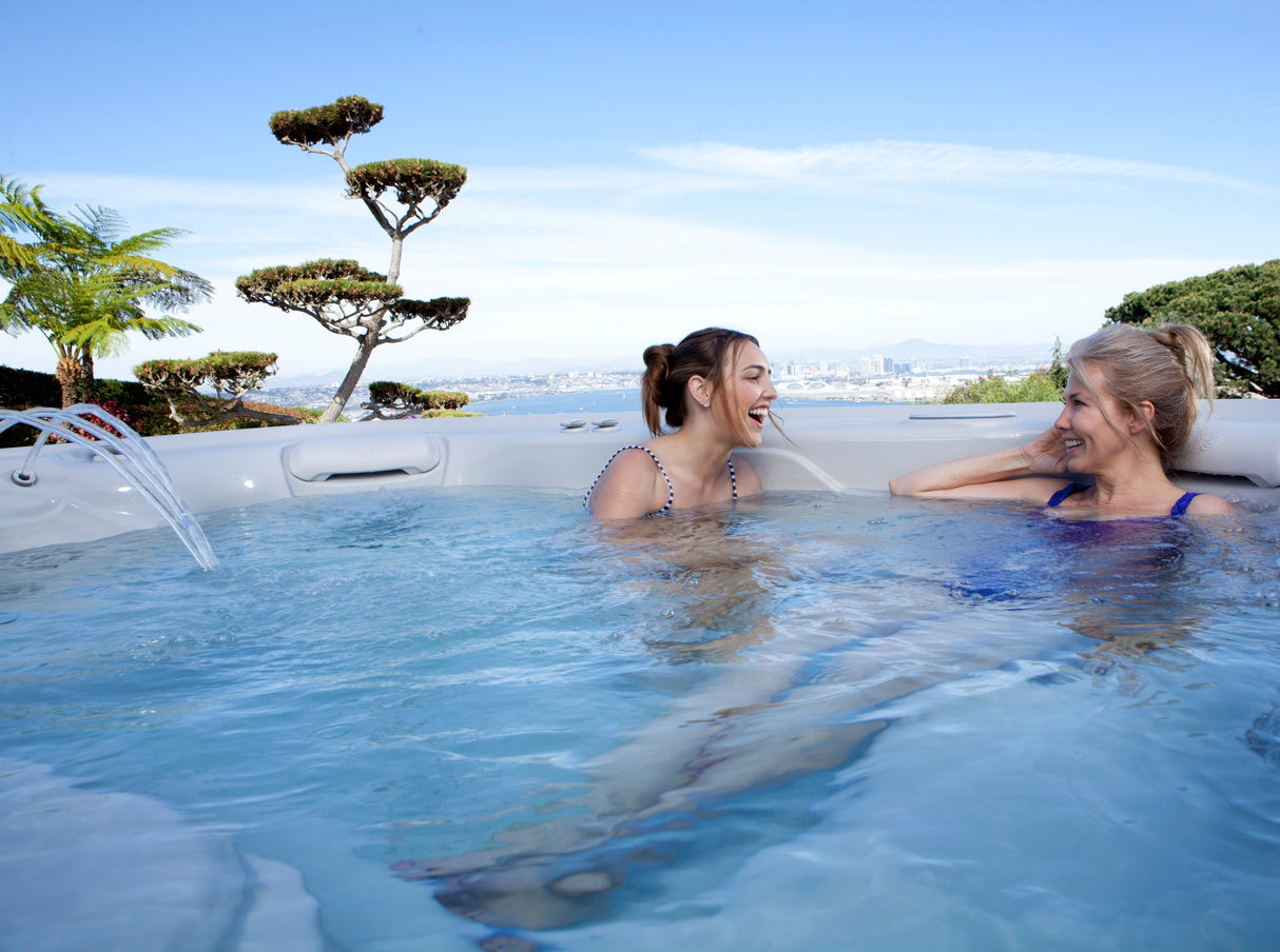 Hot Spring Highlife Collection Grandee Hot Tub