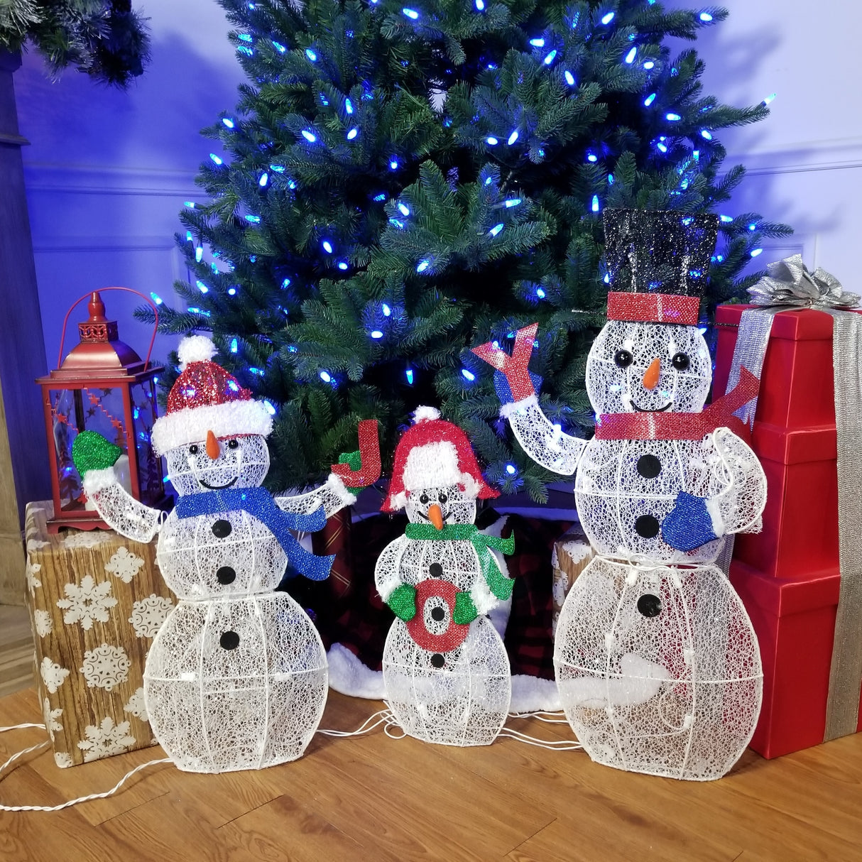 Glittering Snowman Family Sculptures, Set of 3