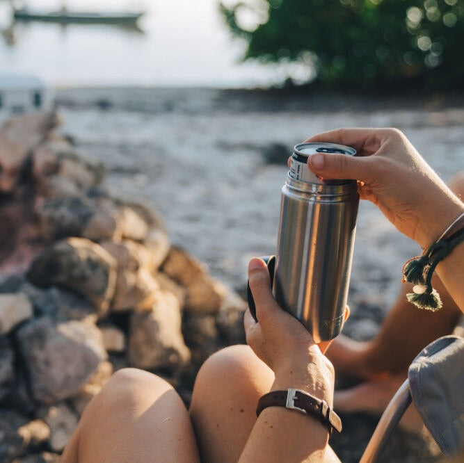 Silver Yeti colster.