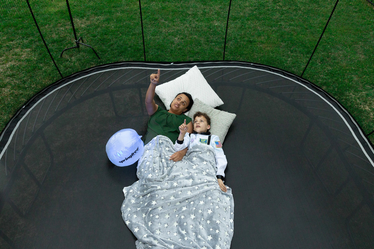Springfree 11' x 11' Large Square Trampoline - Guaranteed Lowest Price