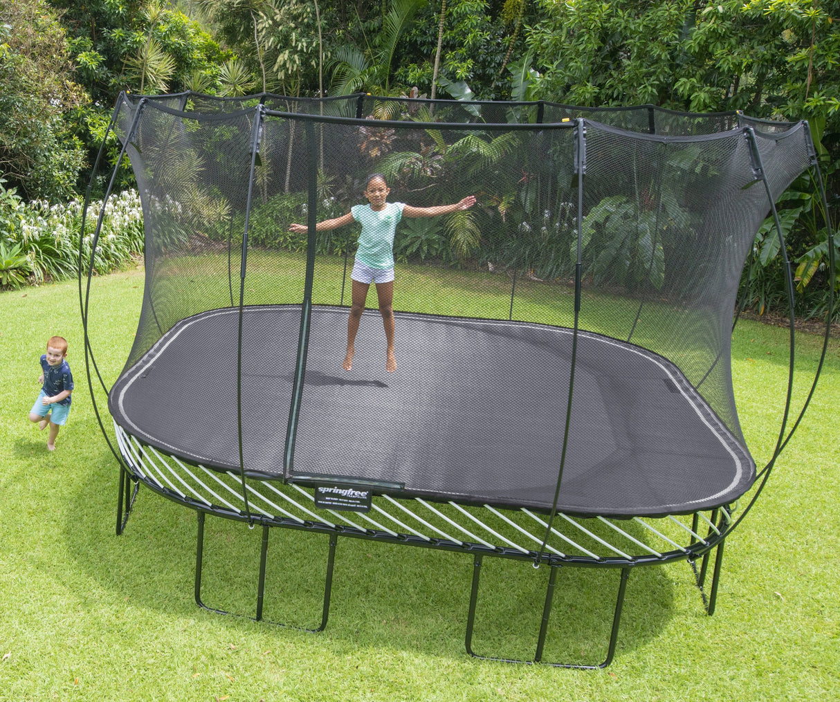 Springfree 13' x 13' Jumbo Square Trampoline - Guaranteed Lowest Price