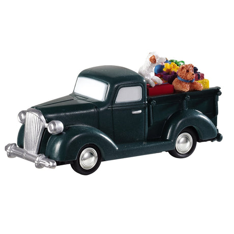 Polyresin figure for a Lemax Village tabletop display. Designed to look like an old car carrying presents and two dogs