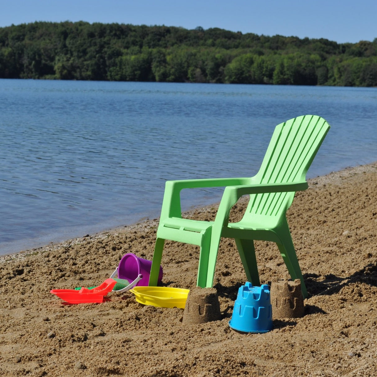 Kids Resin Stacking Adirondack Chairs