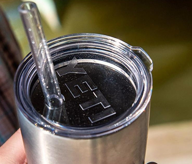 Yeti straw and lid.