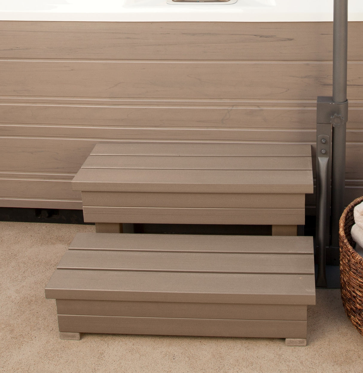 Hot Spring Limelight® Everwood Spa Steps