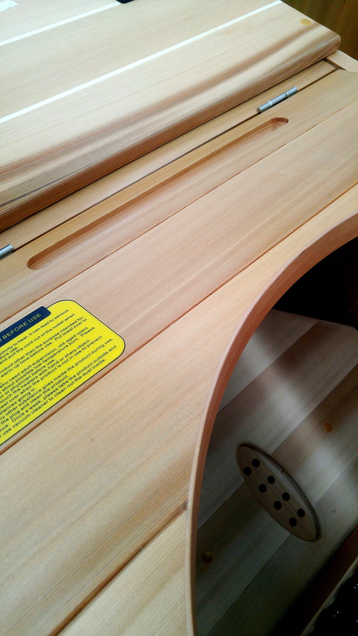 Essential Lounge Half Sauna