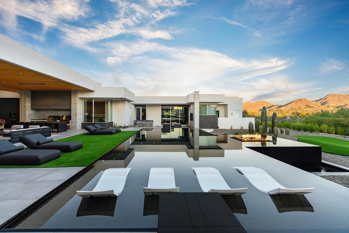 Signature in-Pool Chaise Lounge from Ledge Lounger