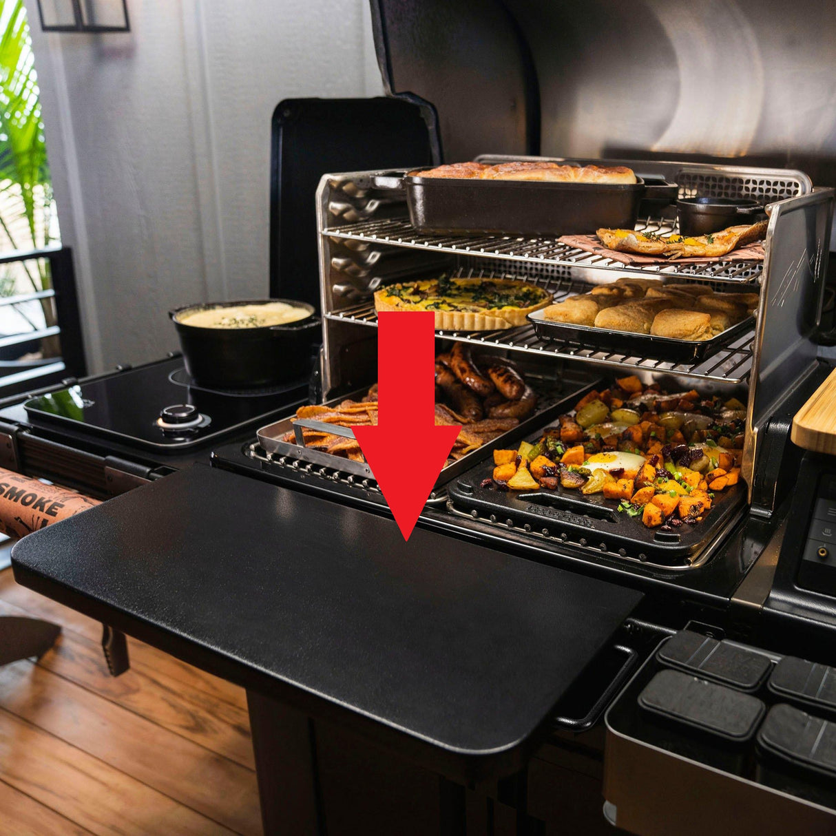 Traeger P.A.L. Pop-And-Lock® Folding Front Shelf