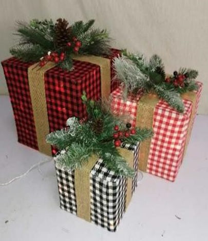 3-Piece Lighted Plaid Gift Box Decorations