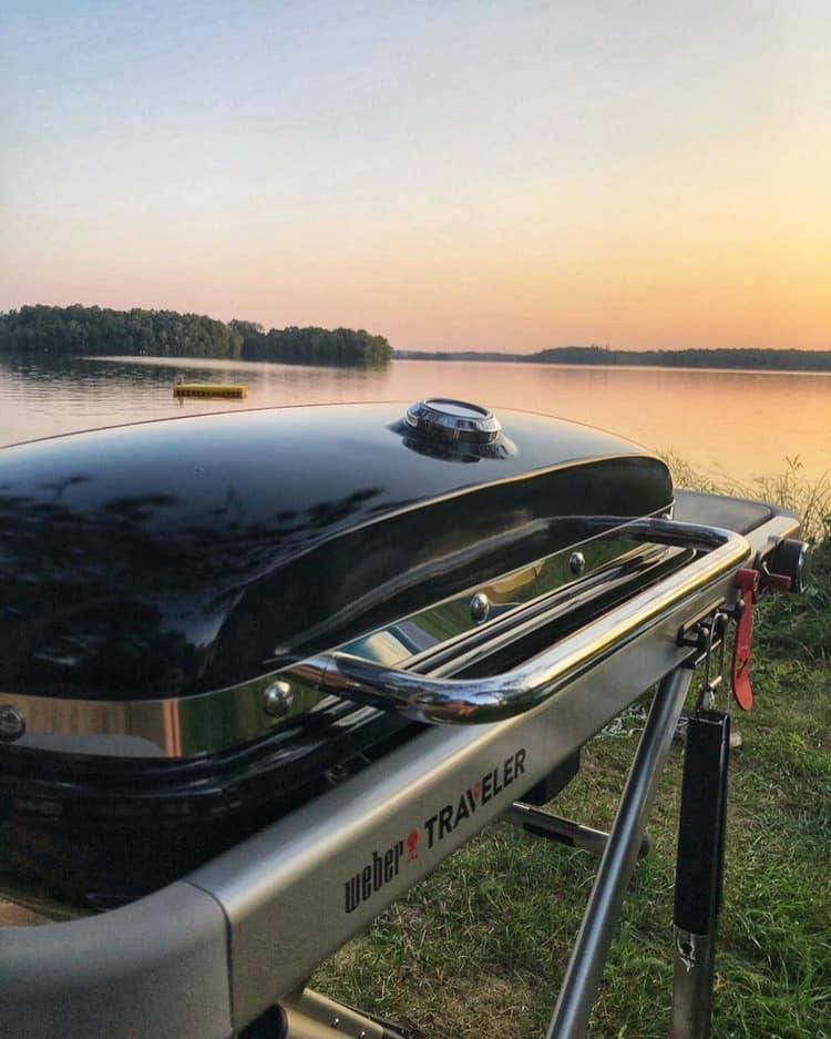 Weber Traveler LP Gas Grill 9010001