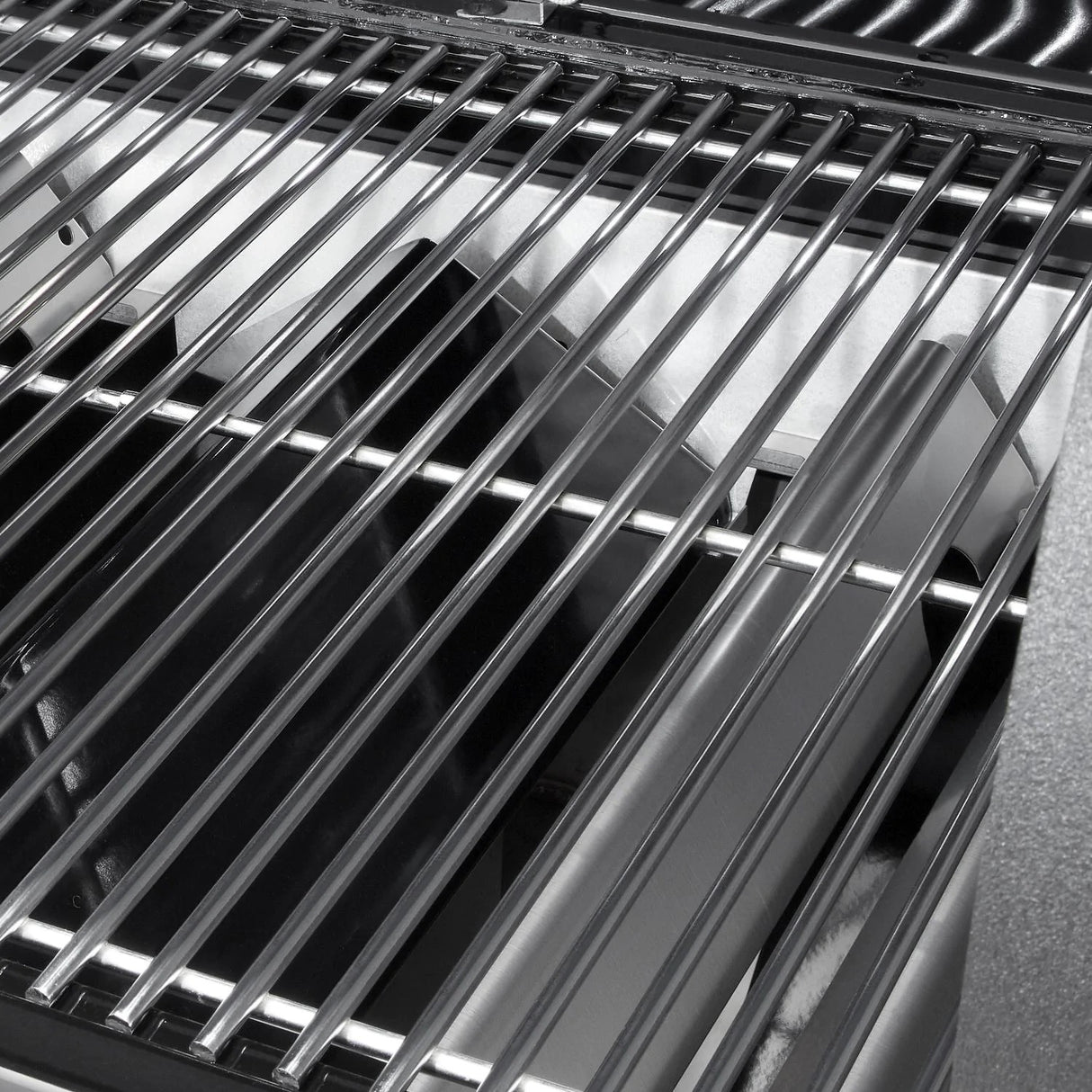 Weber SmokeFire EX6 Wood Fired Pellet Grill