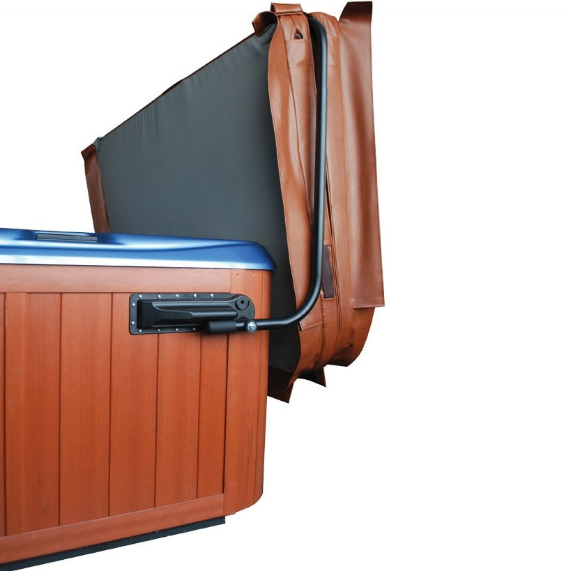 This image shows the Covermate I Eco in use on an open hot tub.