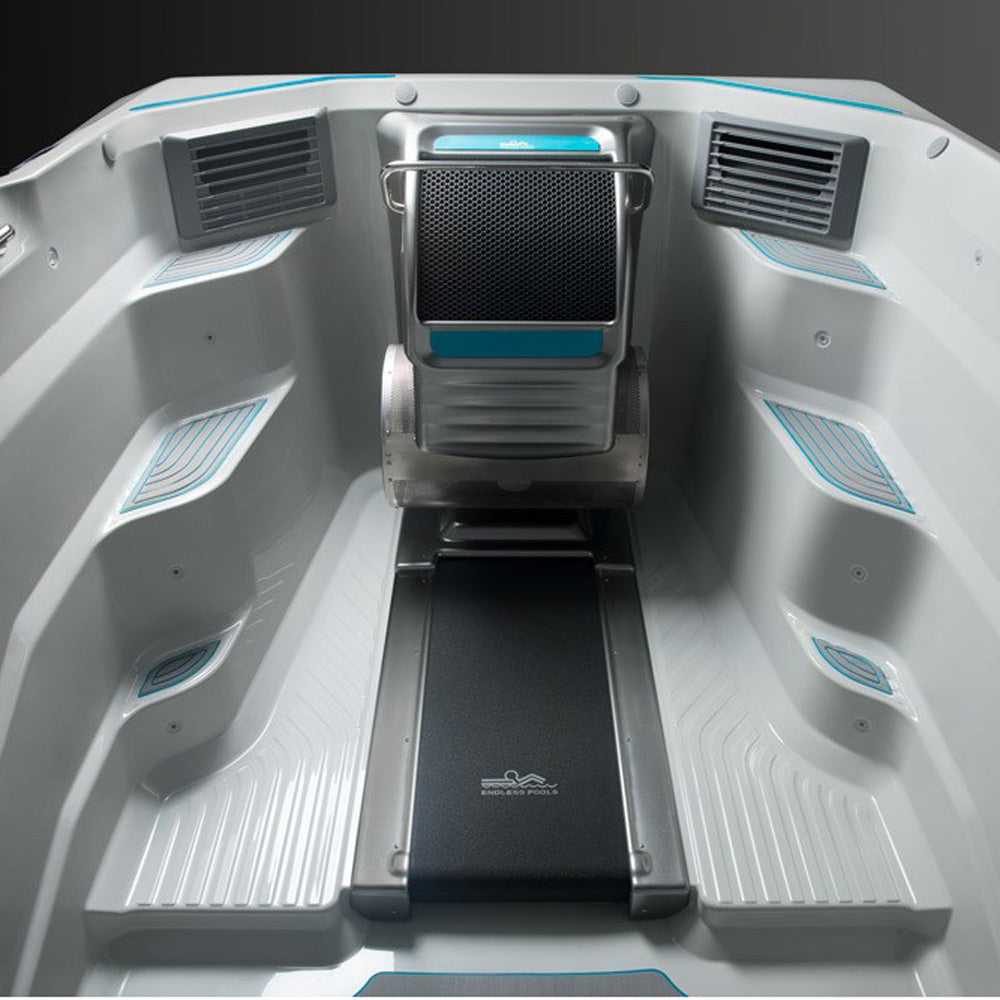 E550 Endless Pools® Fitness Systems